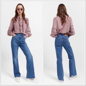 NWT LEVI'S 70S High Flare Jeans in Sonoma Step Wash sz 30